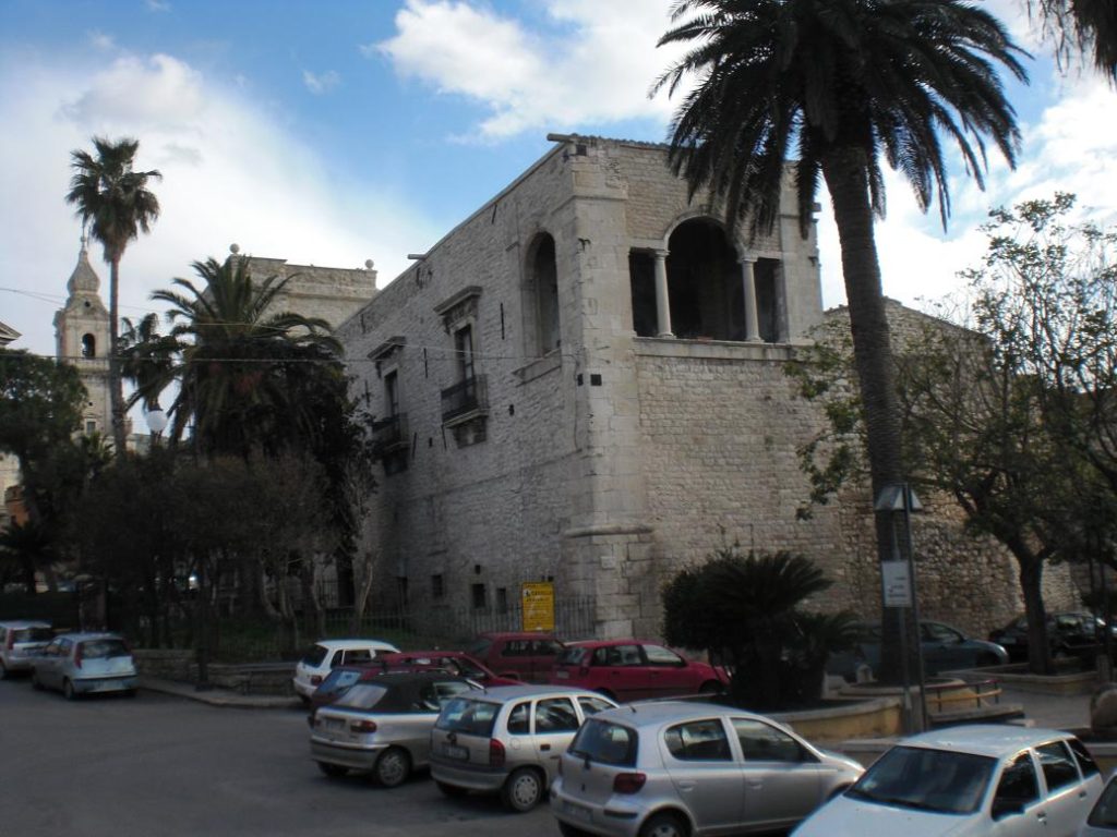 Comiso - Castello dei Naselli d'Aragona 