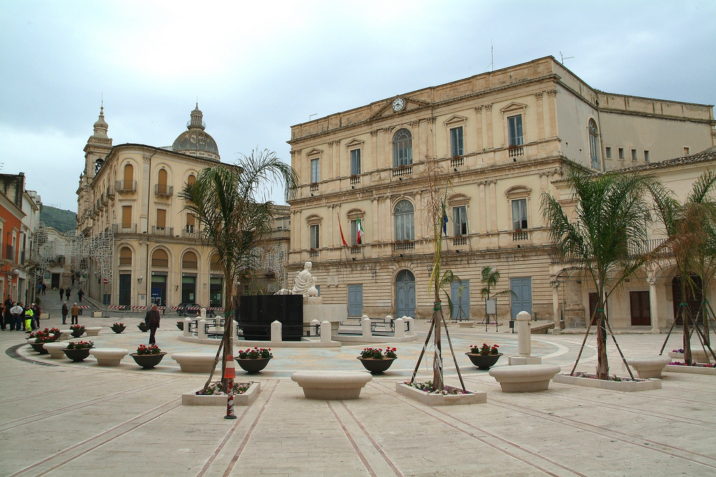 Comiso - Piazza Fonte Diana